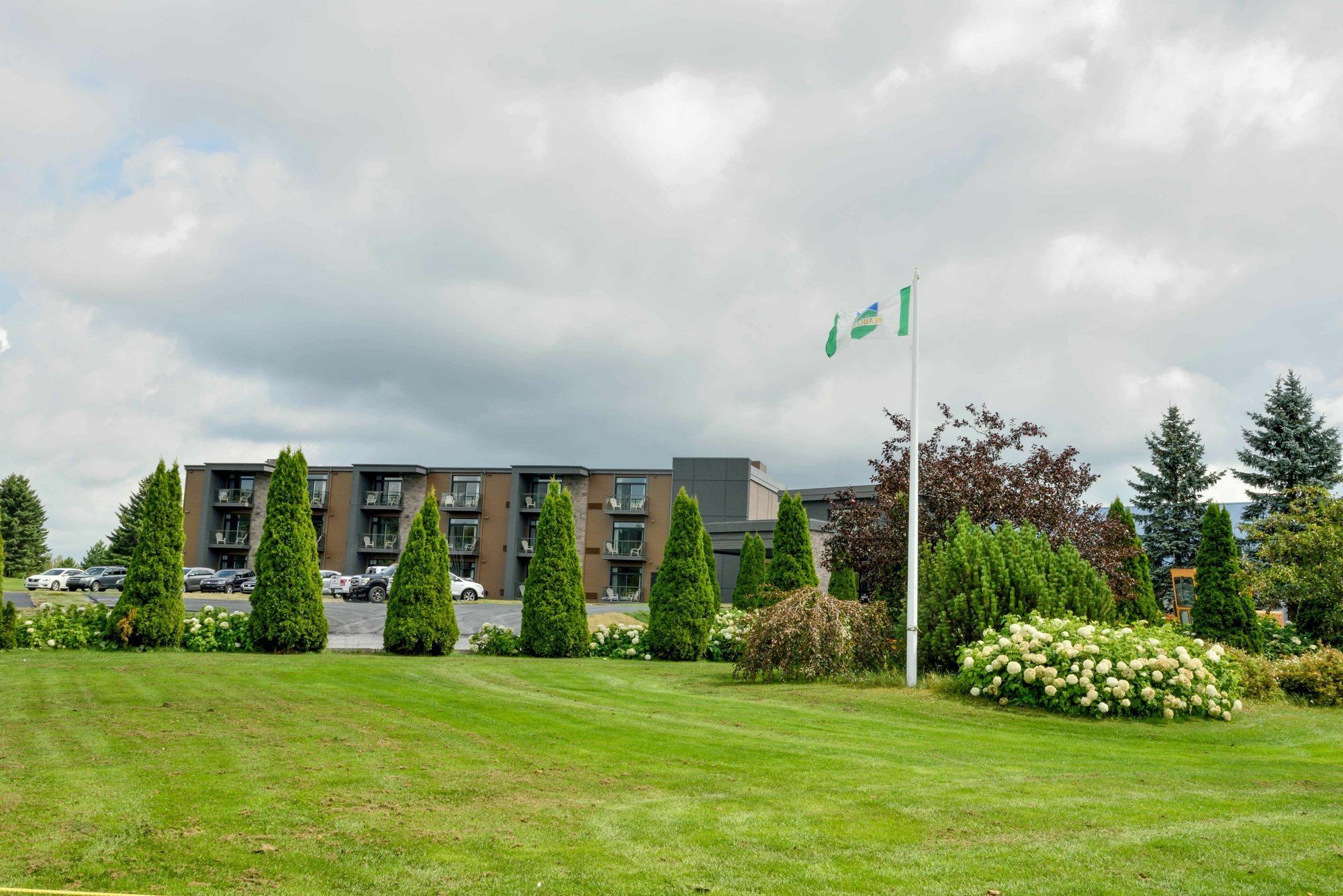 La cache du Golf by C Hôtels Beauceville Exterior foto